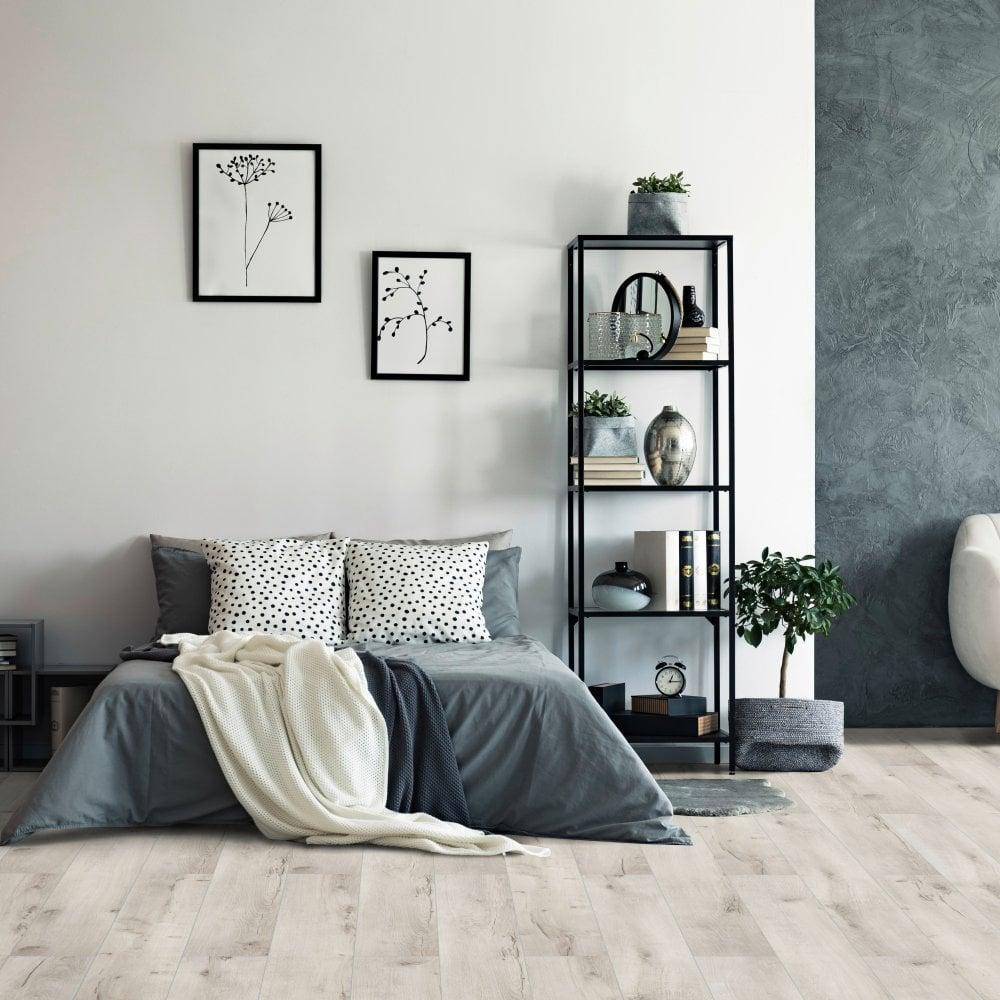 Liberty Floors Ocean 8mm Oak Creme Laminate Flooring (52348) - Image 3