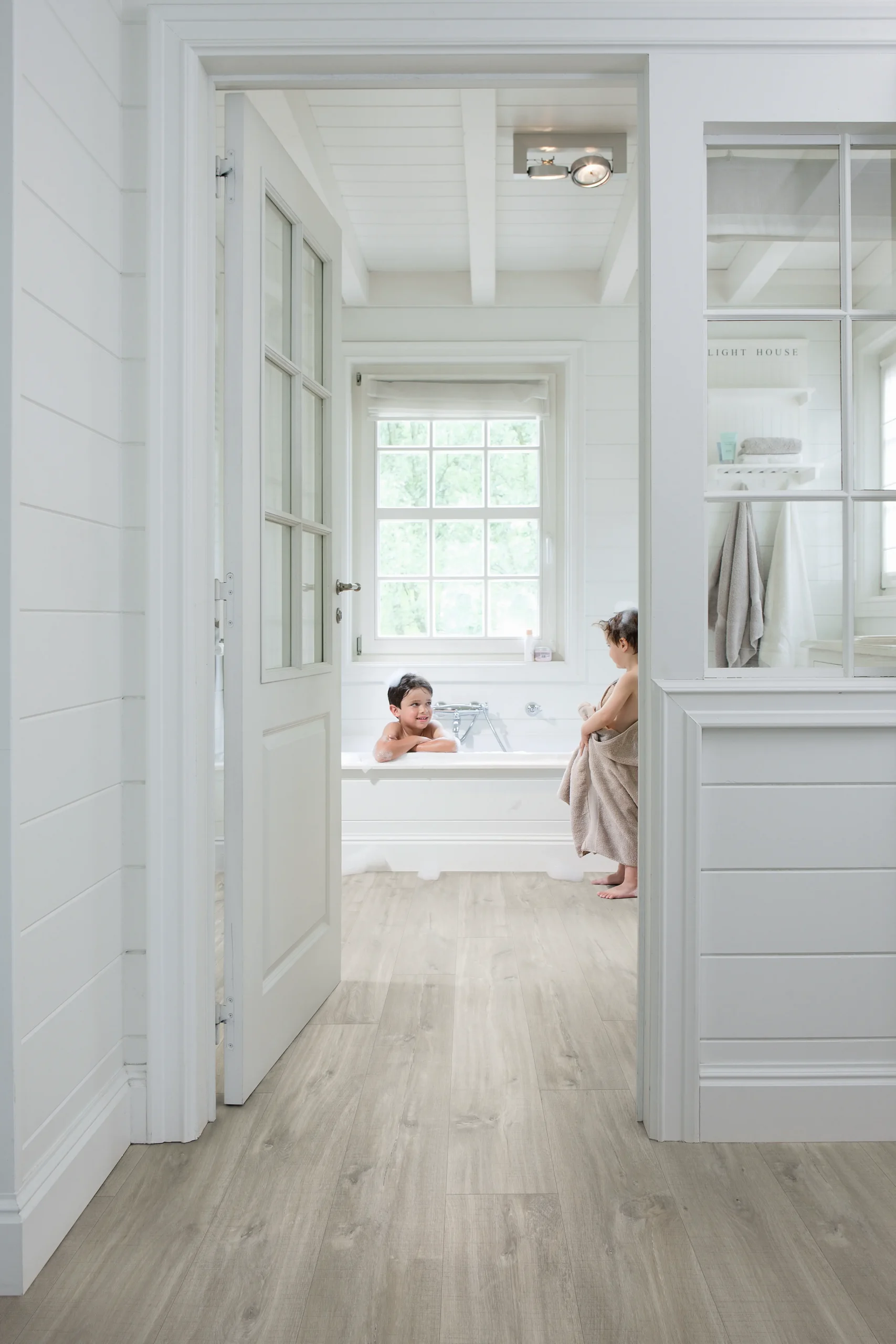 Quick-Step Livyn Balance LVT Canyon Oak Grey BACL40030 - Image 3