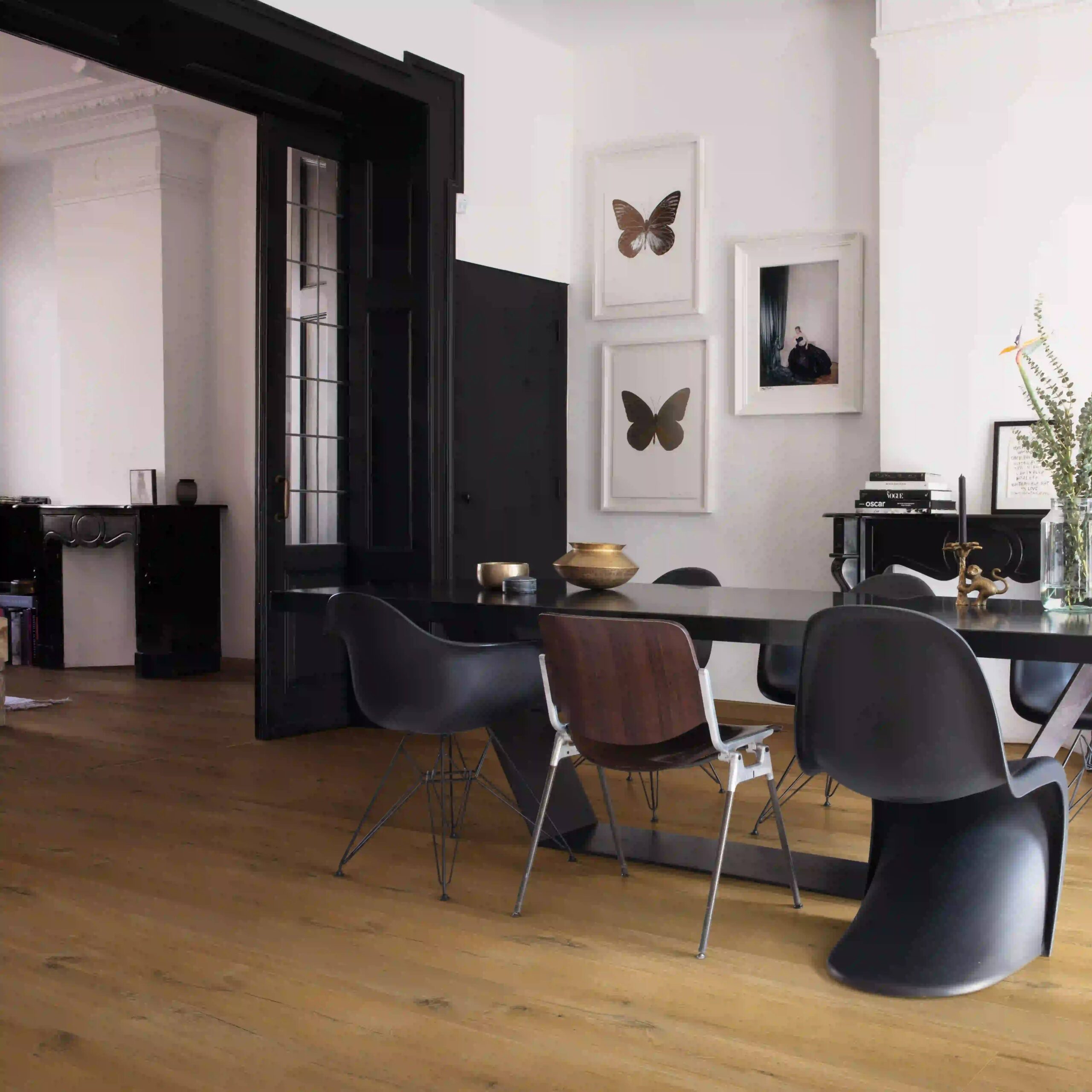 Quick-Step Alpha Bloom Cotton Oak Deep Natural LVT Flooring AVMPU40203 - Image 3