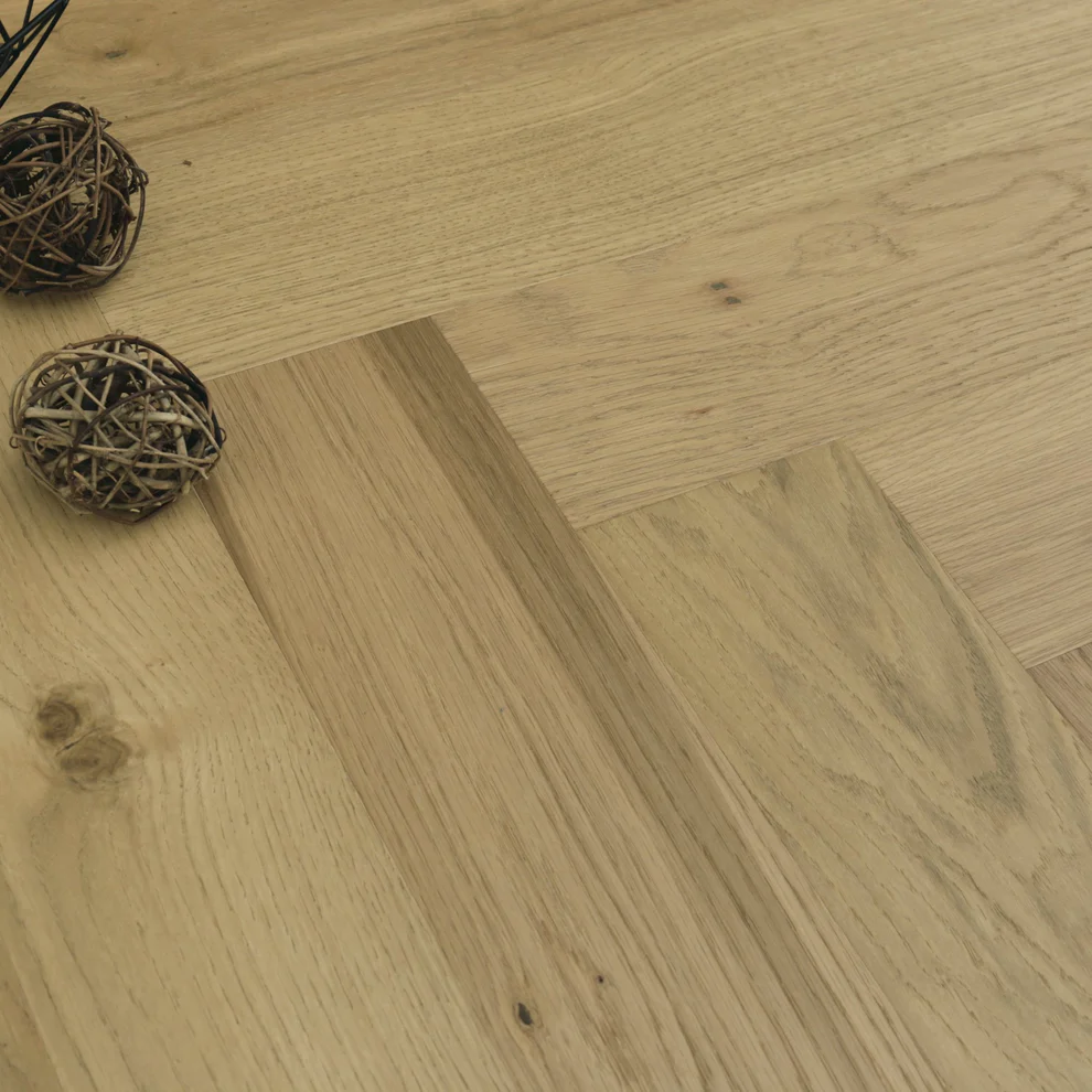Leader-Tec HydroShield Waterproof Real Wood Flooring Dune Oak Herringbone - Image 3