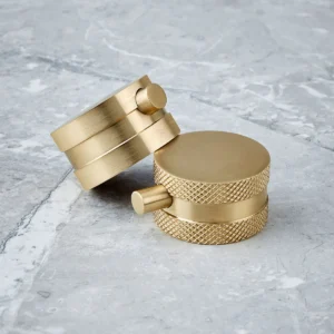 Scudo Core Round Handle Head & Handset Riser Kit - Brushed Brass