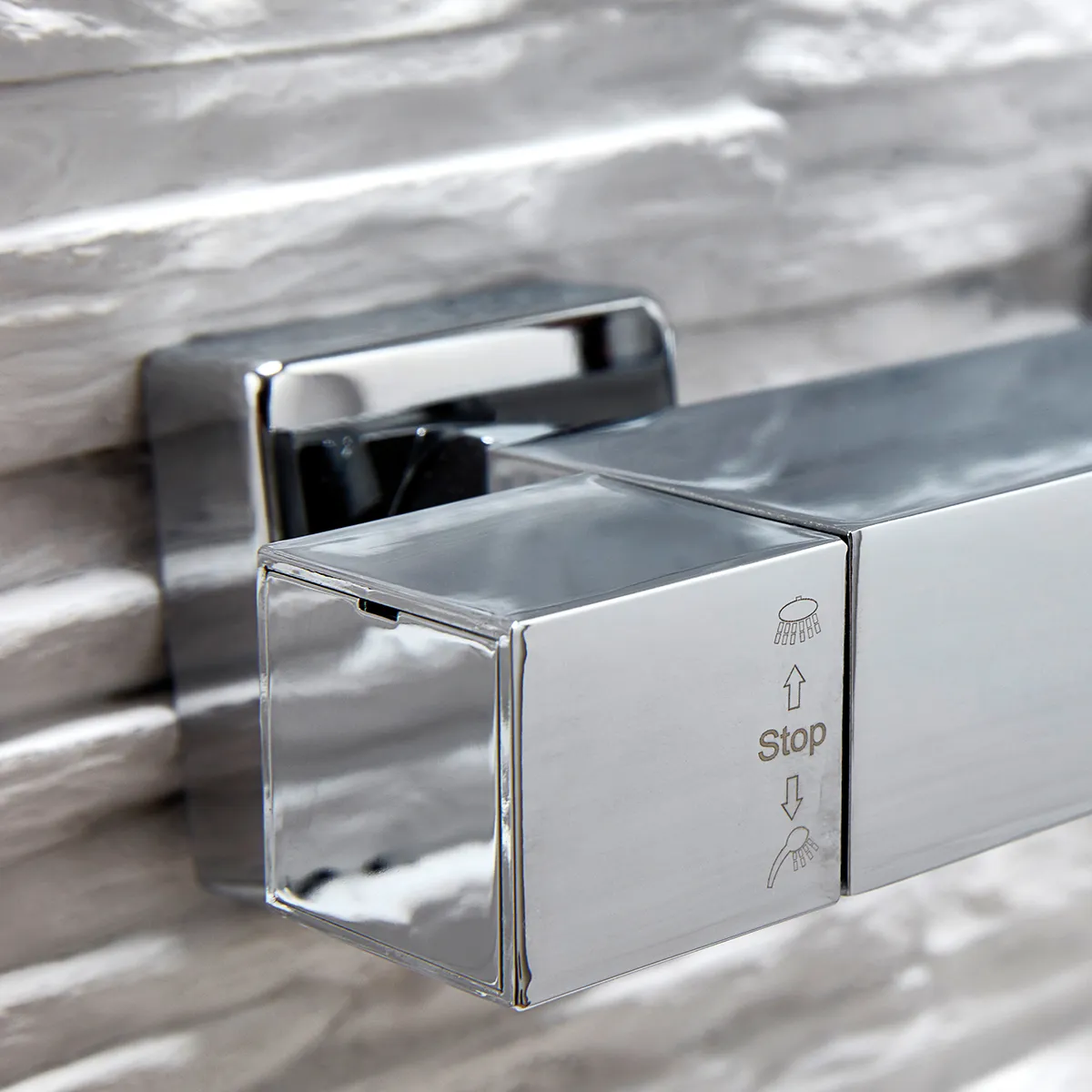 Scudo Elliot Square Rigid Riser Shower - Chrome - Image 2