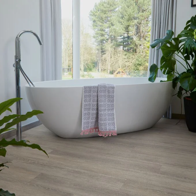 Polyflor Camaro PUR 2mm Glue Down LVT Bayswater Oak 2261