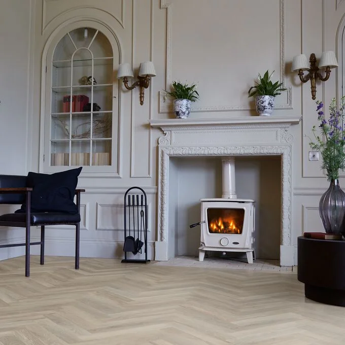 Polyflor Camaro PUR 2mm Glue Down LVT Waterside Oak Large Parquet LPQ2256 - Image 3