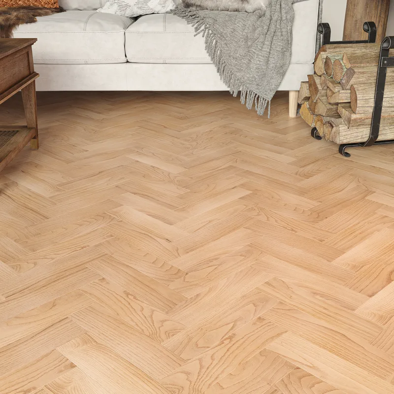 Wood Flooring Kent Select Herringbone 300 x 80 10/3mm Engineered Wood Flooring Gallery Oak ESH103-2 - Image 3