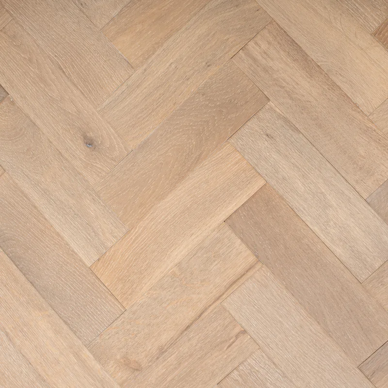 Wood Flooring Kent Select Herringbone 300 x 90 14/3mm Engineered Wood Flooring Silver Fog Oak ESH143-2 - Image 2
